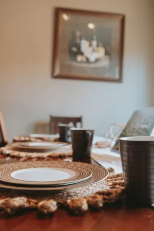 Family & Group friendly home w/ large hammock & game room near Leavenworth!