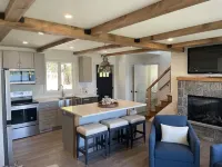 Direct Waterfront Rental