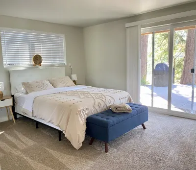 Delightful 4bdr/3bath Bay House 월마트 슈퍼센터 주변 호텔