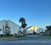 Cotton Bayou 2A is a private beach getaway! Condo located on the 1st floor - 2-Star