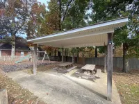 Classic connection in the Hub City!