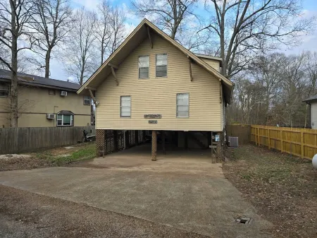 Water View Property, Pet Friendly, Golfing, Fishing, Marina, Swim, Park, Trails