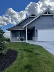 Newly Built Mountain Escape - Modern Home