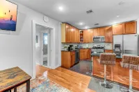 Charming 3BHK - 15 mins bus ride to Time Sq., NYC