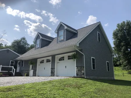 King's Country Suite