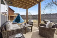 New Lakefront Cabin - Lake Views - Large Hot Tub - Firepit - Wifi