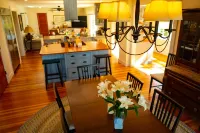 Last Weeks Summer 2026 – Waterfront Available!