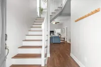 Beautifully Refreshed Home Close to Downtown FW!