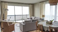 Blonville beautiful seafront apartment 10 minutes from Deauville