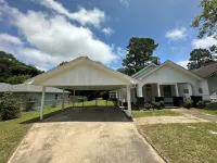 Hickory House - 4 Bedrooms - Sleeps Up To 8 Hotel a Texarkana