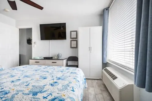 Daytona Beach Oceanfront complex with 1 br/ 2 Full baths