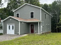 New Colonial One Mile from Camden Harbor Camden Overlook附近的飯店