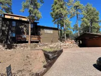 The Royal Pine Panoramic Views & Hot Tub