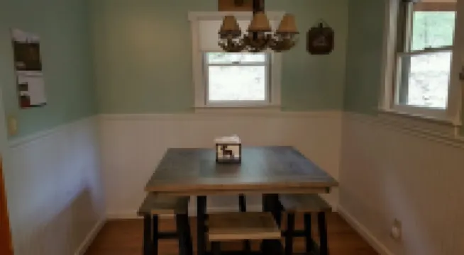 Mohican river and Mohican state park cottage 漢諾威酒店