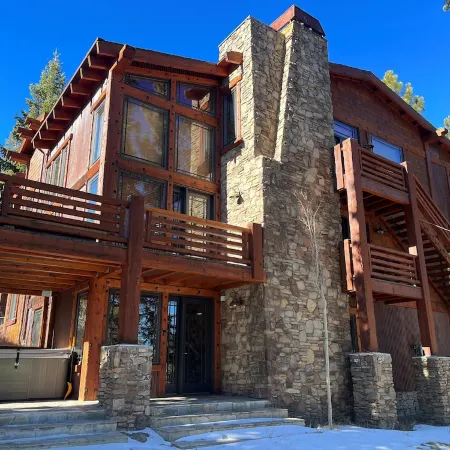 Mammoth Luxury Home 4K SF Walk to Chair 15 Theater Room Spa On Sierra Star Golf