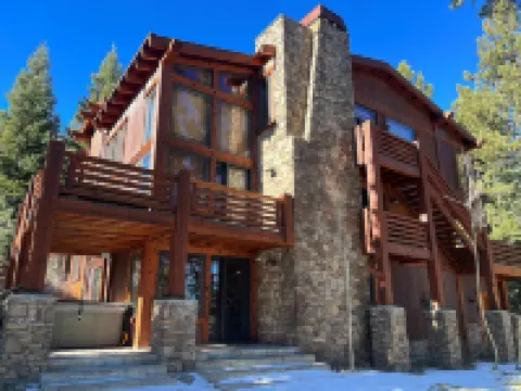 Mammoth Luxury Home 4K SF Walk to Chair 15 Theater Room Spa On Sierra Star Golf