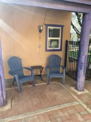 Renovated Casita with Private Courtyard