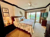 Luxury Condo-2Waterslides, 3 hottubs, huge pool, BBQ’s, AC, WiFi & 3-75” TV’s