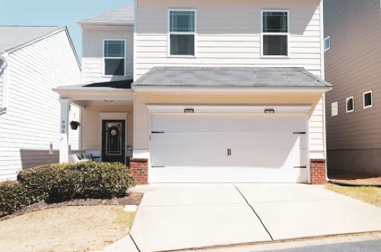 Beautiful Modern 3 Bedroom Home in Woodstock, GA