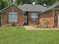 Cozy Private Retreat Near Airport and Downtown Nashville. Hotels near Cane Ridge Park