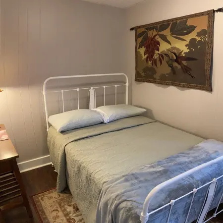 4 BEDROOM HOME IN MANISTEE MI.  Walk to the Lake! Deck!