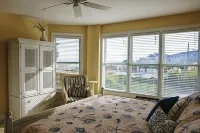 Luxury Desoto 3Br 2Ba Condo with Gorgeous Ocean View