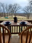 Hydro-Massage Tub! Wrangler Outlaw Suite! Horses!