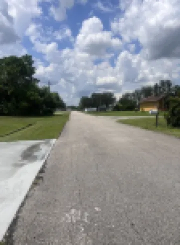 Relax near Clover Park 7 min drive