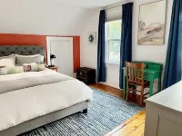 Historic Kennebunkport home only 0.3 miles to Dock Square