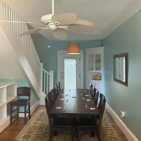The Rose on Lakeside Mount Dora-Umatilla4 Bedrooms 2 1/2 bathrooms Sleeps 10