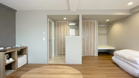 Hotel Green Core Отели в г. Сатте