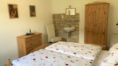 Absolutely quiet location, beautiful view, garden, charging station, table football, darts