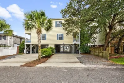 Beautiful 3rd row ocean view home with private pool. Walk to ocean, food, bars. Hotels near Nostalgia City Museum 2 Inc