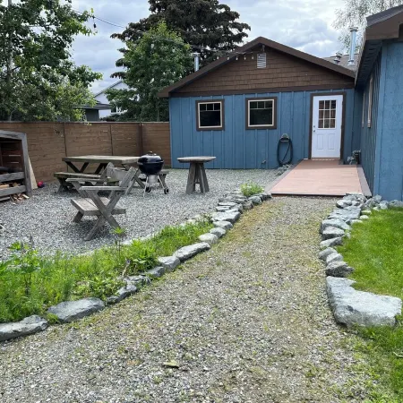 True North Retreat-open concept, newly remodeled, backyard with fire pit