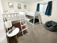 Orem Lower Level Apartment w/ Hot Tub access! 6 minutes to Provo Canyon Hotel di Orem