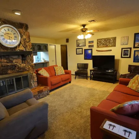 Lovely Pool Home in a Quiet Upscale Neighborhood!