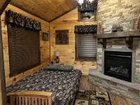 Mountain Creek Lodge located within 20 minutes of Virginia Tech
