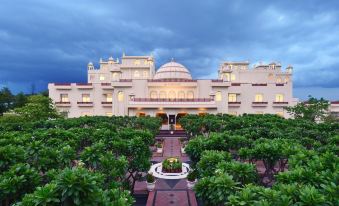 Le Méridien Jaipur Resort & Spa