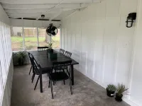 Farmhouse 534 Leakey - Amazing