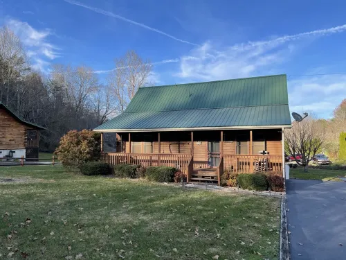 Beautiful Bryson City Oasis ~ Creek on Property