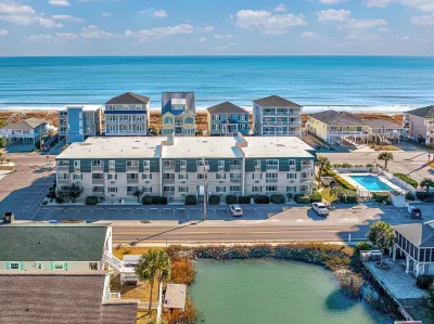 Cozy 2-bedroom condo in awesome North Myrtle Beach with AC, WiFi