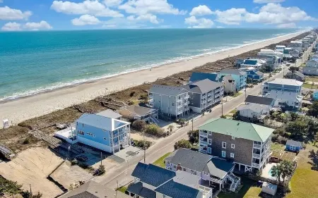 Ocean & Canal Dream House!! *Pool*Elevator*fully appointed* 4BR 4 Bath