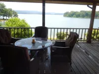 What a view of Lake Cherokee
