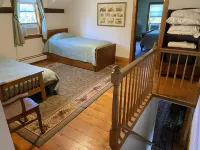 220 acre Country gentlemens Estate for Family Reunions