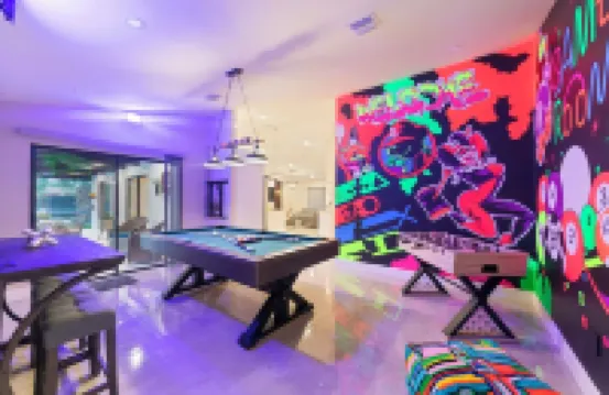 Grand Lux Villa /Heated Pool/Spa/Game Fun/Nr Beach