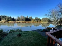 River Retreat on the Mendenhall/Near Airport and Shopping