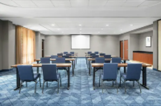 Courtyard Knoxville Airport Alcoa Hotels in Blount County