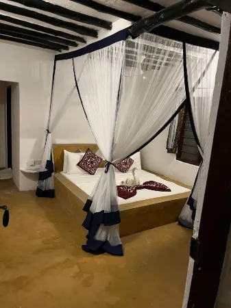 Karanga Bungalows Отели в г. Michamvi