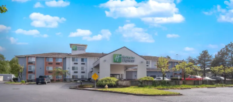 Holiday Inn Express PORTLAND EAST - TROUTDALE by IHG