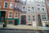 3BRM/1Bath North End Gem Hotels in North End